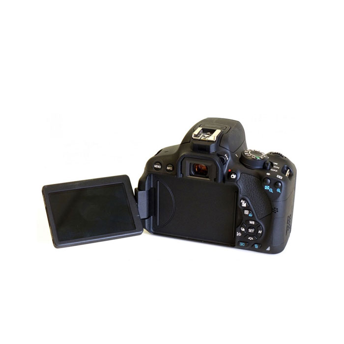 Elden Senetle Canon 700D  18-55mm Profesyonel Fot Makinesi